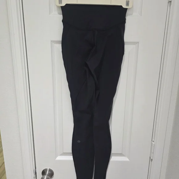 Lululemon Base Pace High-Rise Tight 28" Black Size 2 - Picture 6 of 8